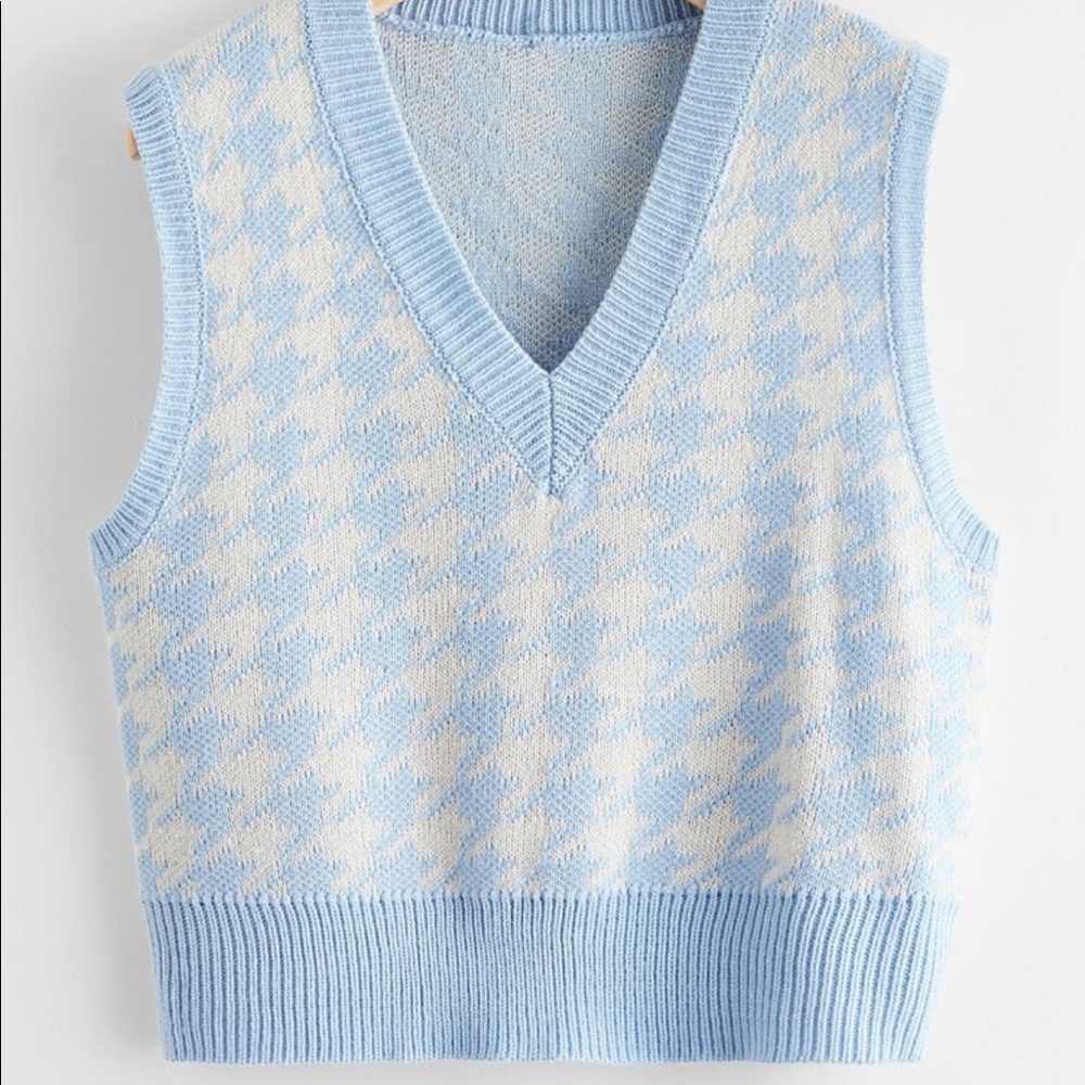 BABY BLUE HOUNDSTOOTH SWEATER VEST - Picture 1 of 3